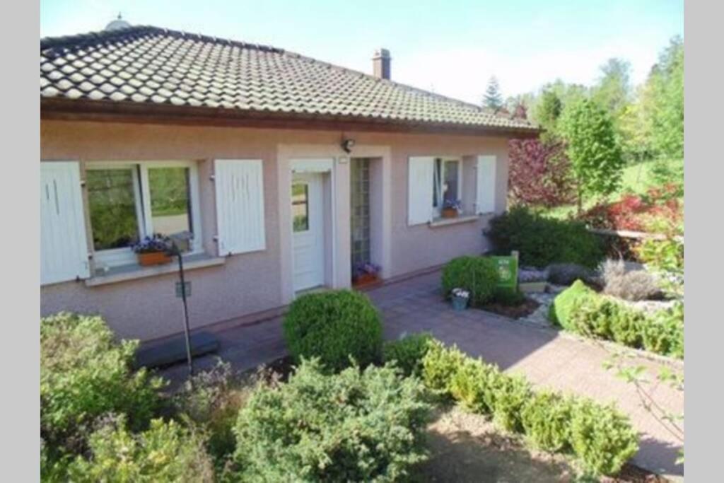 Gite De Moyenne Montagne Anould Exterior foto